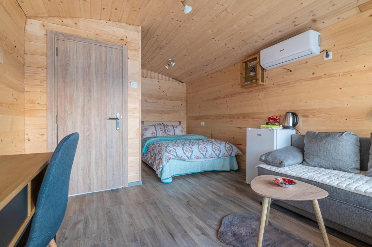 Studio apartment Djole Nikšić Buitenkant foto